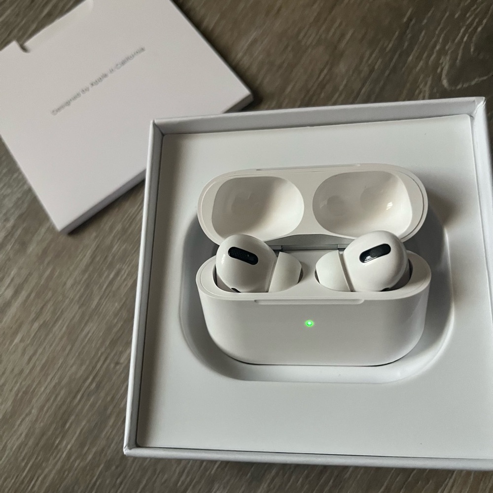 APPLE AIRPOD PROS GEN 2 (NEW!)